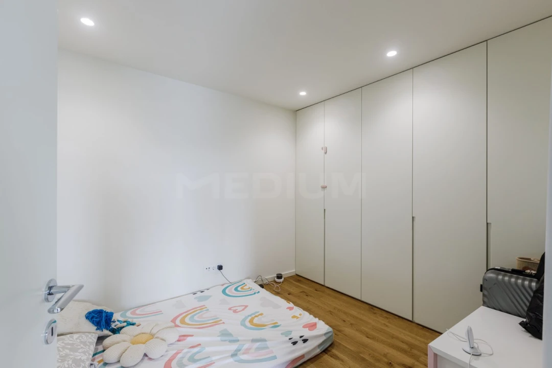Apartamento T1 para Venda em Antas e Abade de Vermoim Foto 16