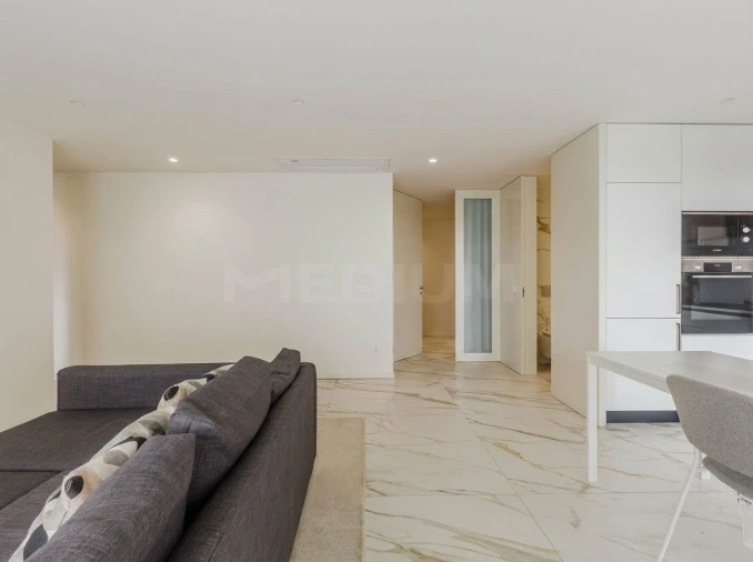Apartamento T1 para Venda em Antas e Abade de Vermoim Foto 6