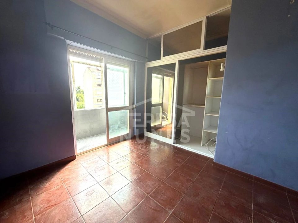 Apartamento T3 para Venda em Seixal, Arrentela e Aldeia de Paio Pires Foto 3