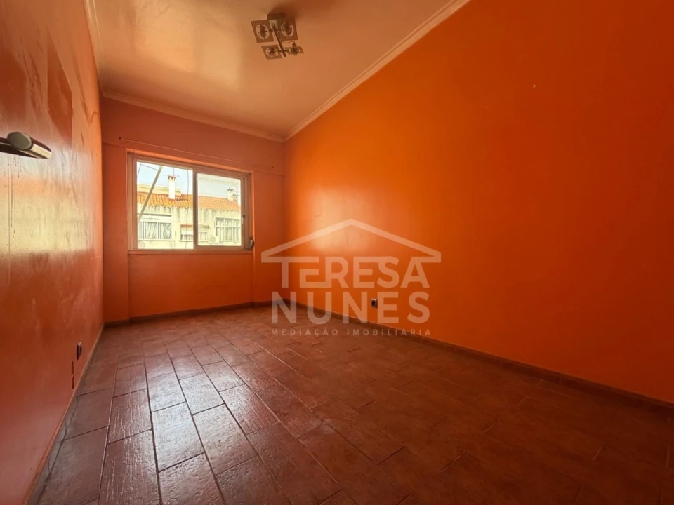 Apartamento T3 para Venda em Seixal, Arrentela e Aldeia de Paio Pires Foto 7