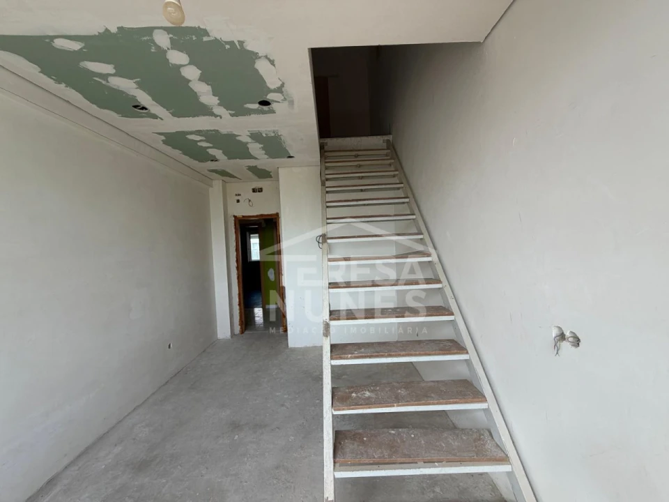 Apartamento T3 para Venda em Seixal, Arrentela e Aldeia de Paio Pires Foto 12