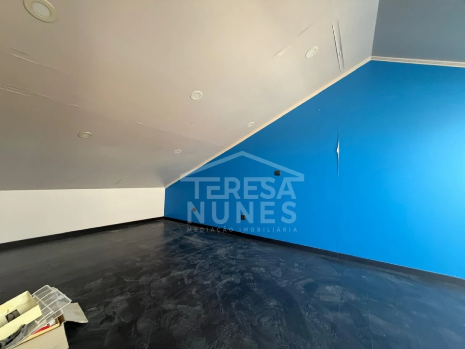 Apartamento T3 para Venda em Seixal, Arrentela e Aldeia de Paio Pires Foto 14