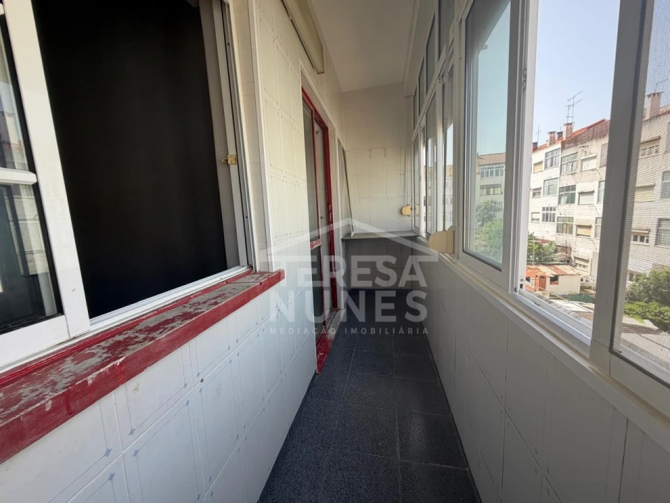 Apartamento T3 para Venda em Seixal, Arrentela e Aldeia de Paio Pires Foto 23