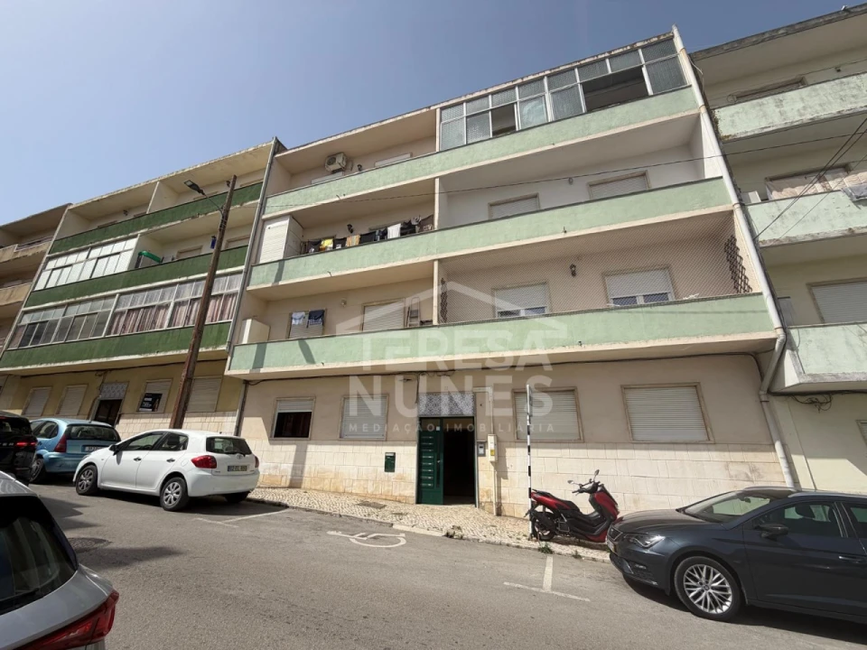 Apartamento T3 para Venda em Seixal, Arrentela e Aldeia de Paio Pires Foto 25