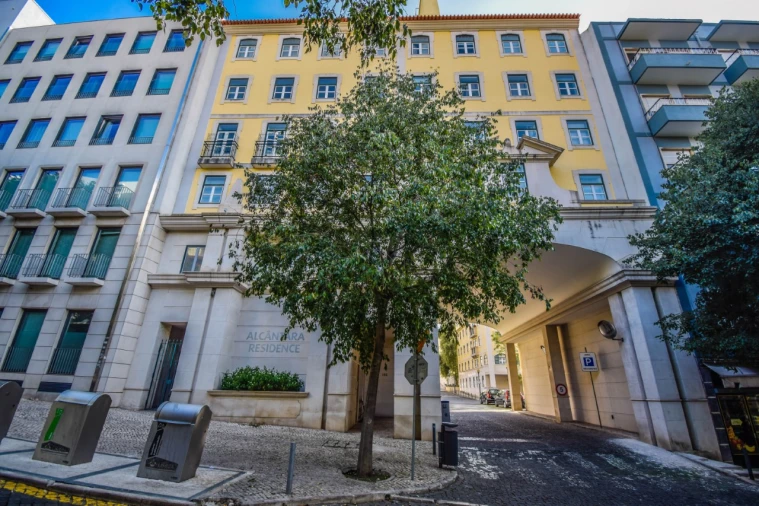 Apartamento T2 para Venda em Alcantara Foto 3