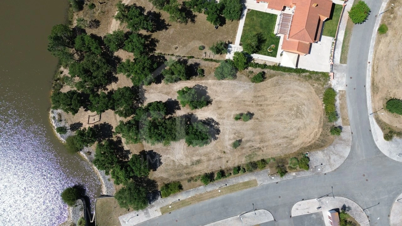 Terreno para Venda em Santo Estêvão Foto 3