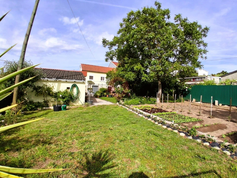 Moradia T3 para Venda em Ceivães e Badim Foto 1