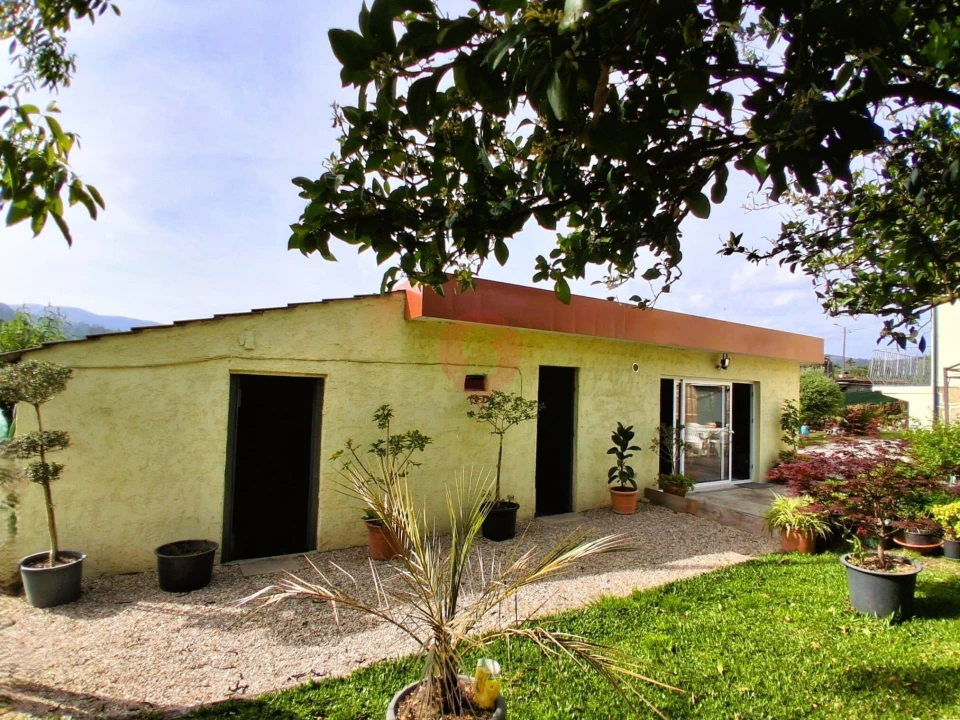 Moradia T3 para Venda em Ceivães e Badim Foto 5