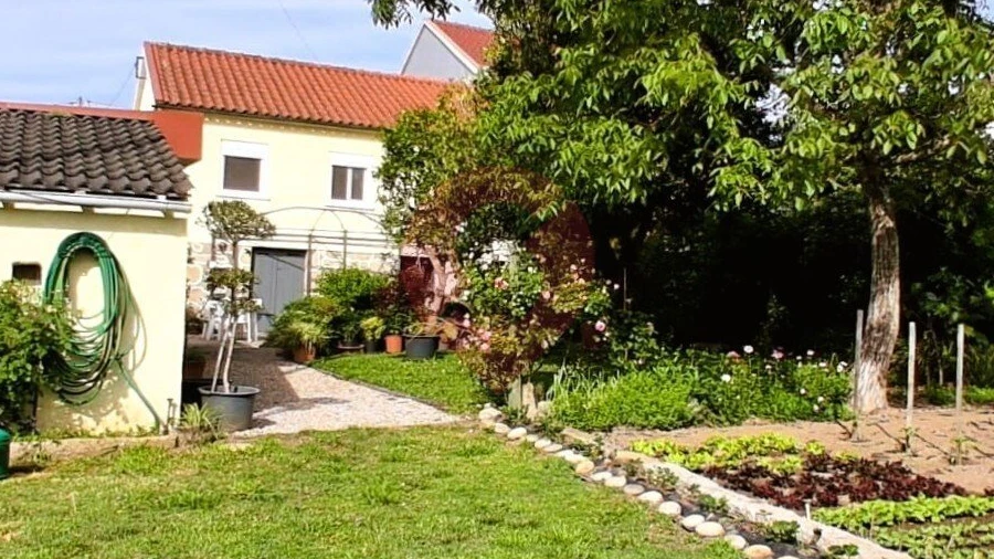 Moradia T3 para Venda em Ceivães e Badim