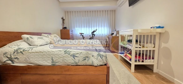Apartamento T5 para Venda em Alverca do Ribatejo e Sobralinho