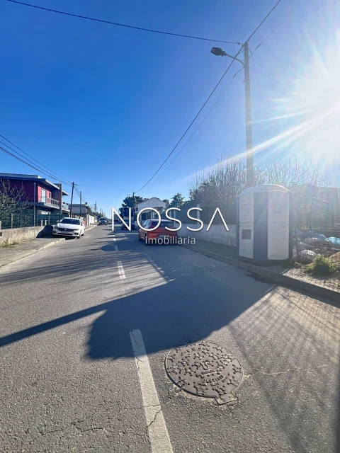 Moradia T4 para Venda em Fernao Ferro
