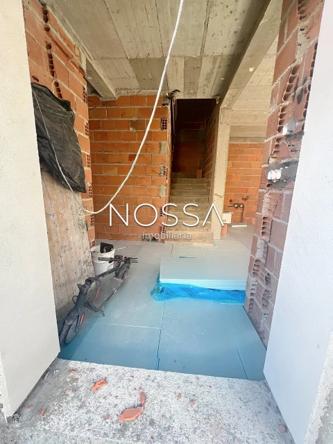 Moradia T4 para Venda em Fernao Ferro