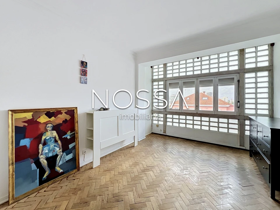 Apartamento T1 para Venda em Areeiro Foto 13