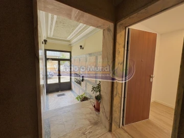 Apartamento T2 para Venda em Póvoa de Santa Iria e Forte da Casa