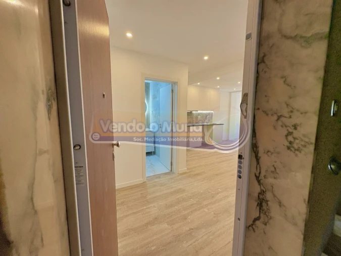 Apartamento T2 para Venda em Póvoa de Santa Iria e Forte da Casa Foto 16