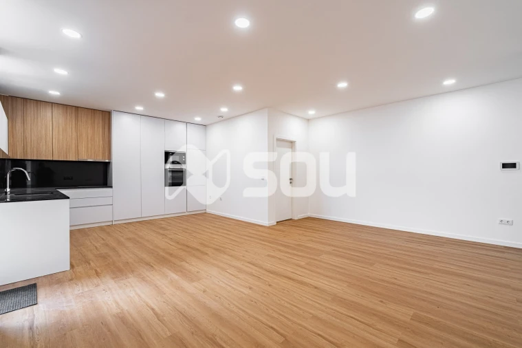 Apartamento T2 para Venda em Campanhã Foto 8