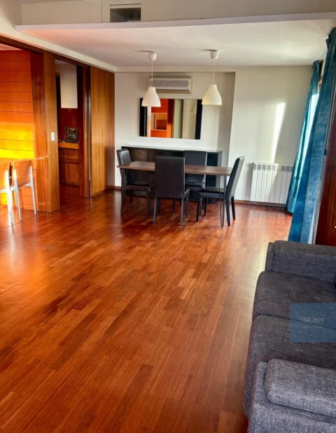 Apartamento T3 para Arrendamento em Aldoar, Foz do Douro e Nevogilde