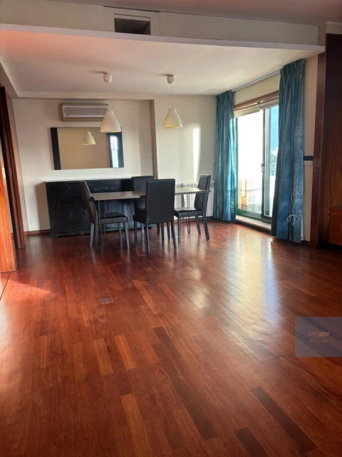 Apartamento T3 para Arrendamento em Aldoar, Foz do Douro e Nevogilde