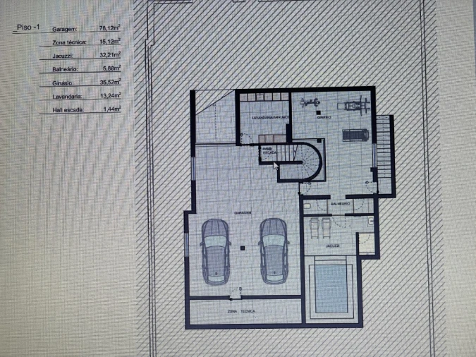 Moradia T5 para Venda em Guia Planta 3