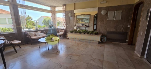 Apartamento T1 para Venda em Portimão