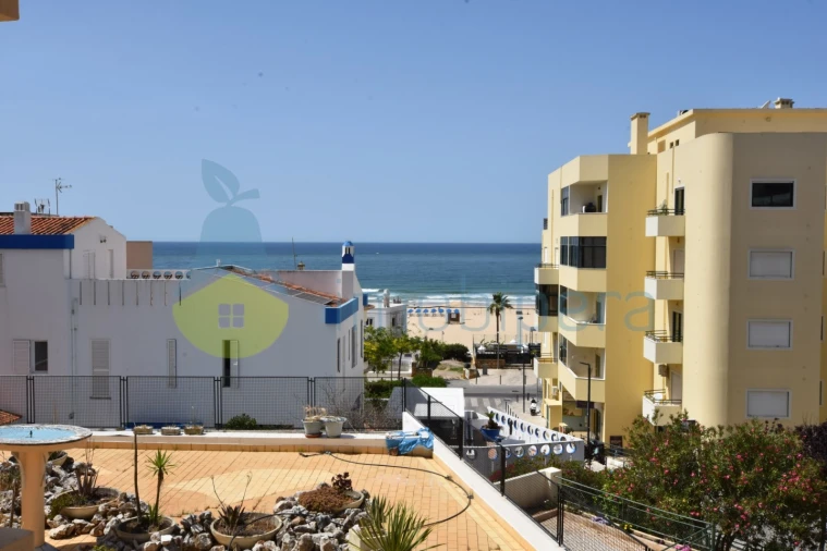 Apartamento T1 para Venda em Portimão Foto 4