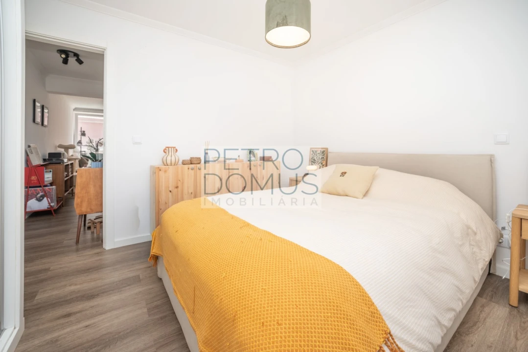 Apartamento T1 para Venda em Águas Livres Foto 8