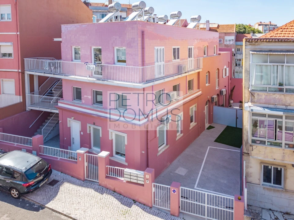 Apartamento T1 para Venda em Águas Livres Foto 18