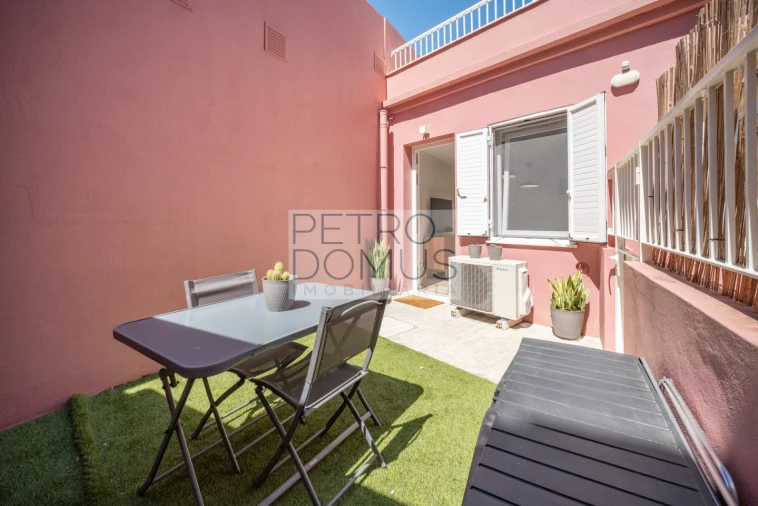 Apartamento T1 para Venda em Águas Livres Foto 2
