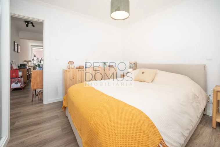 Apartamento T1 para Venda em Águas Livres Foto 8