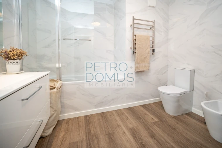 Apartamento T1 para Venda em Águas Livres Foto 15