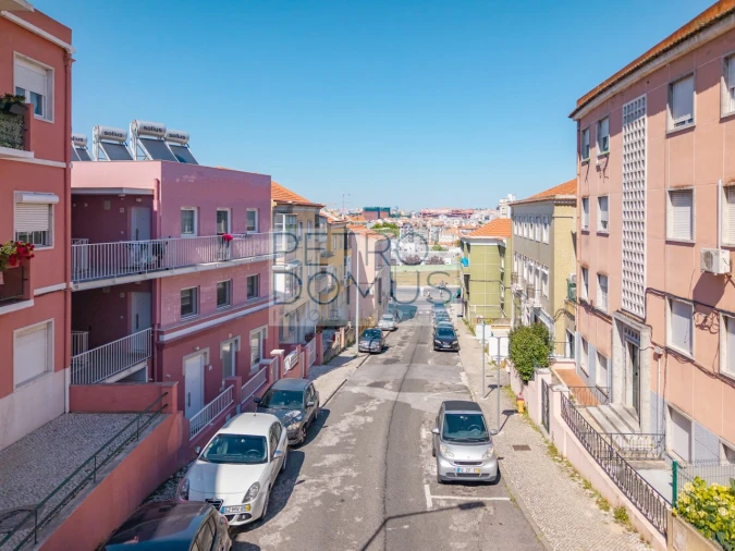 Apartamento T1 para Venda em Águas Livres Foto 19