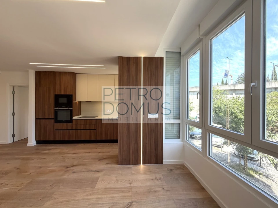 Apartamento T3 para Venda em Benfica Foto 11
