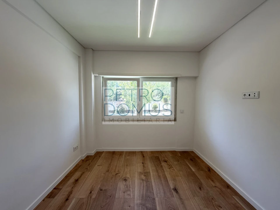Apartamento T3 para Venda em Benfica Foto 16