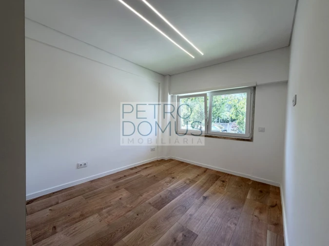 Apartamento T3 para Venda em Benfica Foto 15