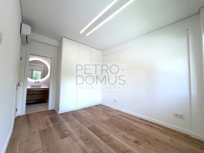 Apartamento T3 para Venda em Benfica Foto 17