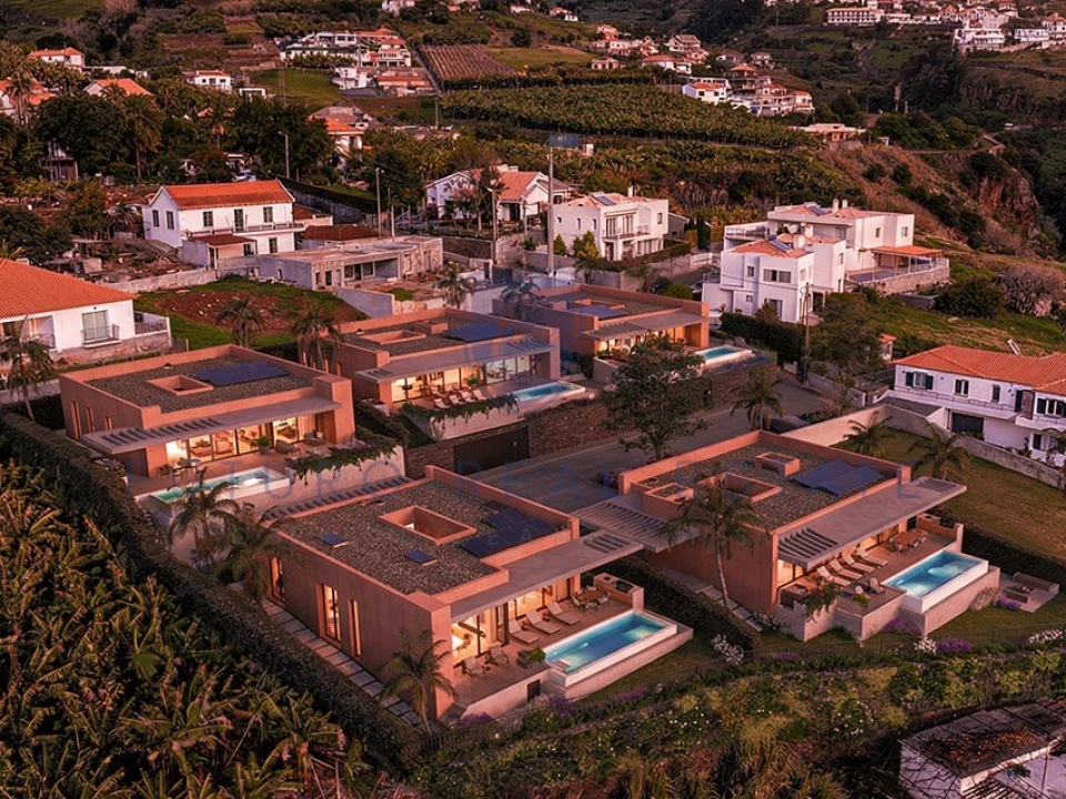 Moradia T3 para Venda em Estreito da Calheta Foto 35