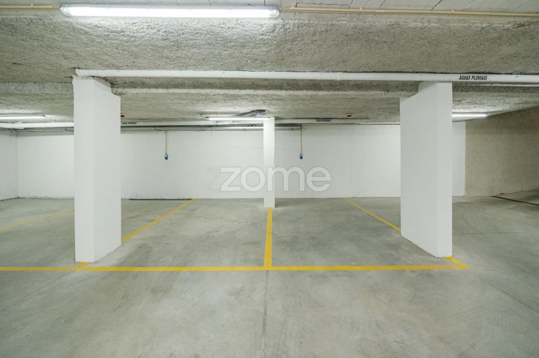 Apartamento T3 para Venda em Cedofeita, Santo Ildefonso, Sé, Miragaia, São Nicolau e Vitória Foto 27