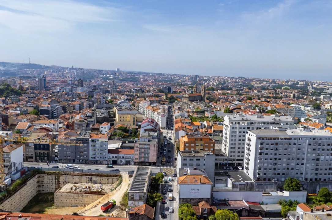 Apartamento T3 para Venda em Cedofeita, Santo Ildefonso, Sé, Miragaia, São Nicolau e Vitória Foto 34