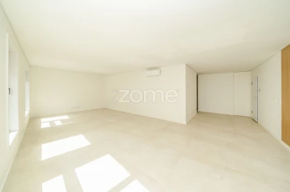 Apartamento T3 para Venda em Cedofeita, Santo Ildefonso, Sé, Miragaia, São Nicolau e Vitória