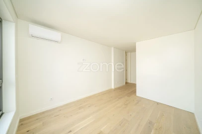 Apartamento T3 para Venda em Cedofeita, Santo Ildefonso, Sé, Miragaia, São Nicolau e Vitória