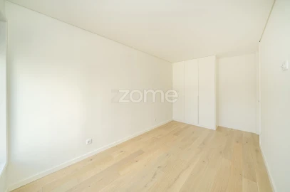 Apartamento T3 para Venda em Cedofeita, Santo Ildefonso, Sé, Miragaia, São Nicolau e Vitória