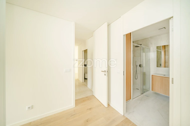 Apartamento T3 para Venda em Cedofeita, Santo Ildefonso, Sé, Miragaia, São Nicolau e Vitória Foto 23