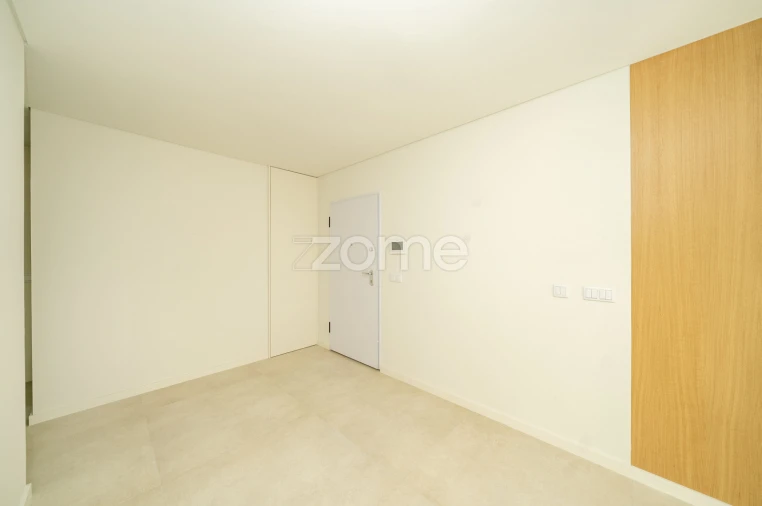 Apartamento T3 para Venda em Cedofeita, Santo Ildefonso, Sé, Miragaia, São Nicolau e Vitória Foto 10