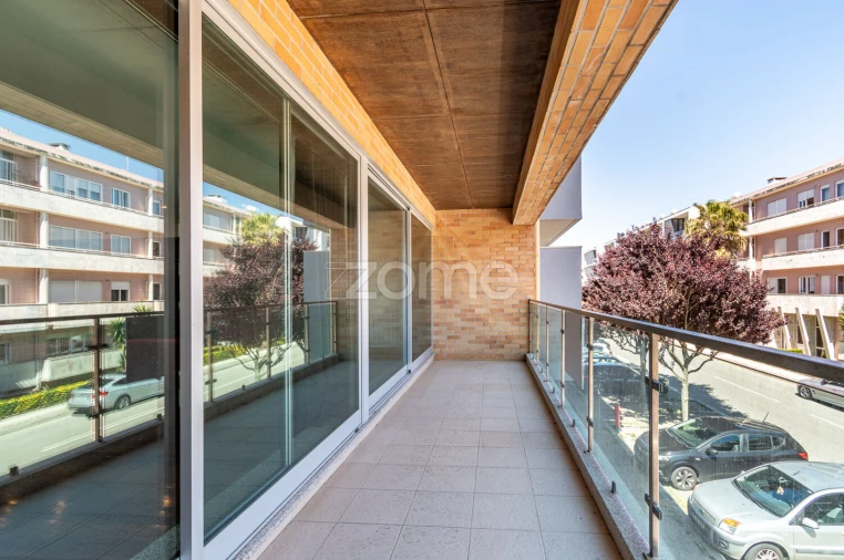Apartamento T4 para Venda em Aver-O-Mar, Amorim e Terroso Foto 6