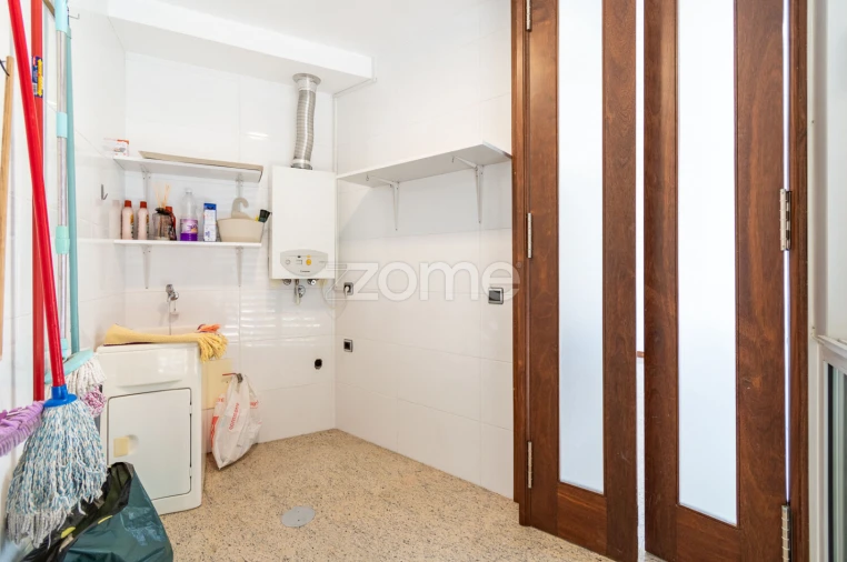 Apartamento T4 para Venda em Aver-O-Mar, Amorim e Terroso Foto 27