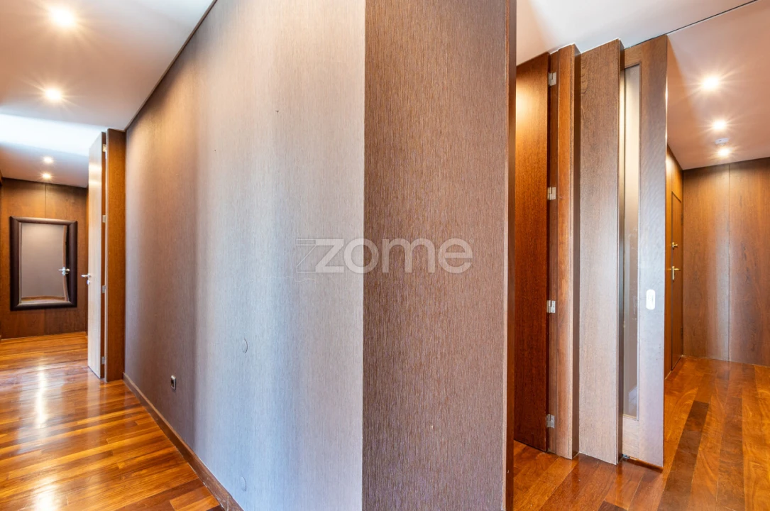 Apartamento T4 para Venda em Aver-O-Mar, Amorim e Terroso Foto 9