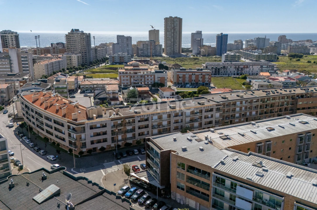 Apartamento T4 para Venda em Aver-O-Mar, Amorim e Terroso Foto 35