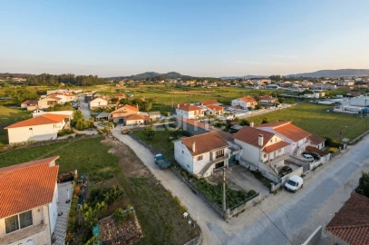 Moradia T4 para Venda em Tamel (Santa Leocádia) e Vilar do Monte