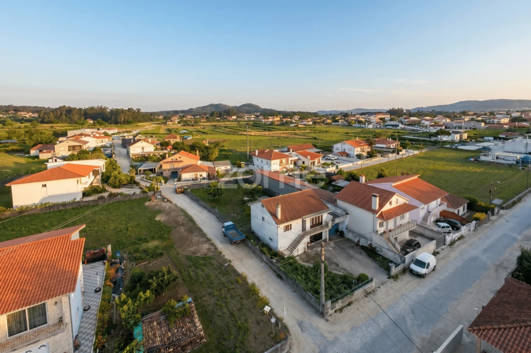 Moradia T4 para Venda em Tamel (Santa Leocádia) e Vilar do Monte Foto 24