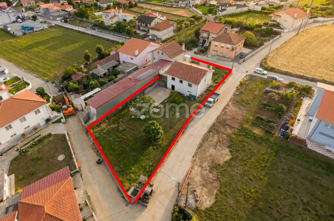Moradia T4 para Venda em Tamel (Santa Leocádia) e Vilar do Monte Foto 1